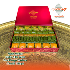 Metal Kutuda Mutlu Yıllar Yazılı Özel Karışık Baklava